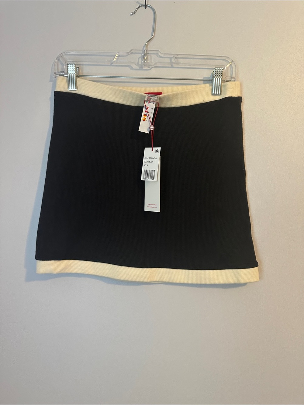 Red Carter Black Mini Skirt with Cream Trim Bikini Coverup S